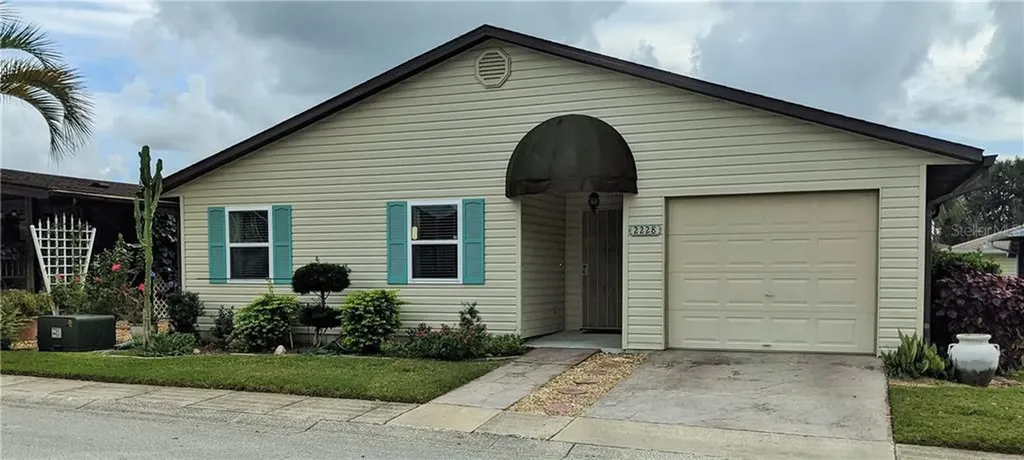 2228 Sea Island Circle N Lakeland FL 33810