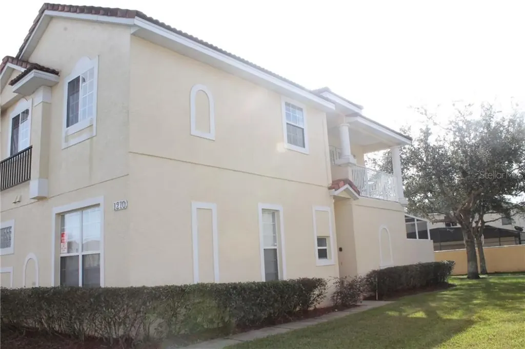 1210 S Beach Circle Kissimmee FL 34746
