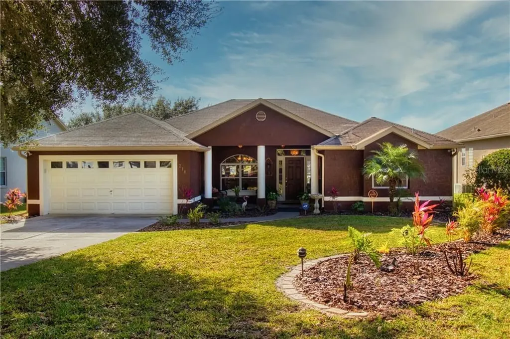 218 Lori Court Umatilla FL 32784