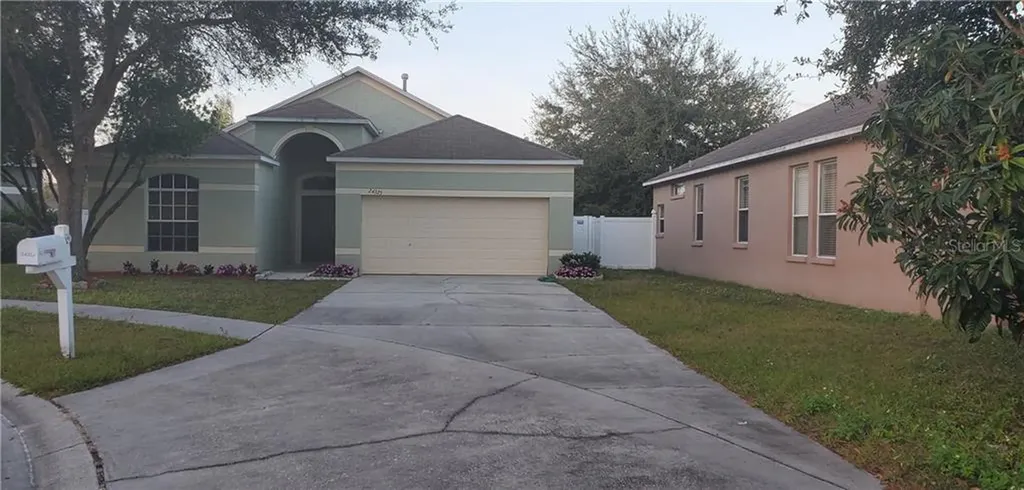 24325 Breezy Oak Court Lutz FL 33559