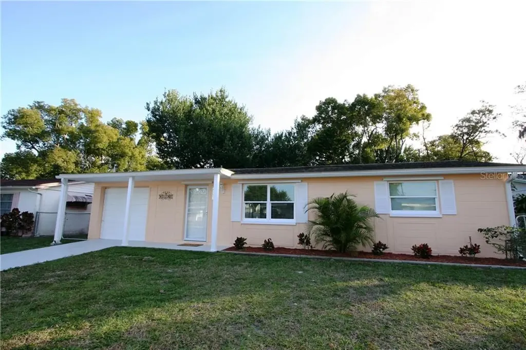 4550 Eastwood Lane Holiday FL 34690