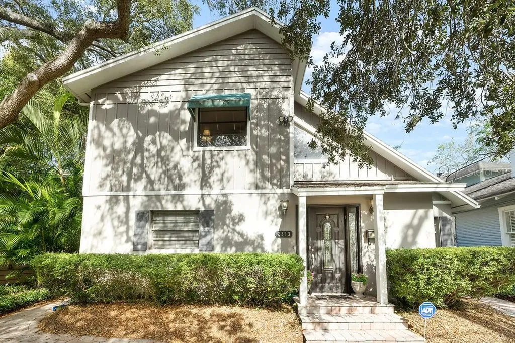 2813 W Aquilla Street Tampa FL 33629