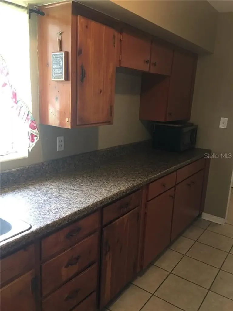 1101 N Hiawassee Road Orlando FL 32818