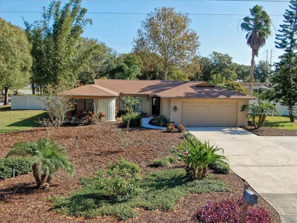 786 Riviere Road Palm Harbor FL 34683