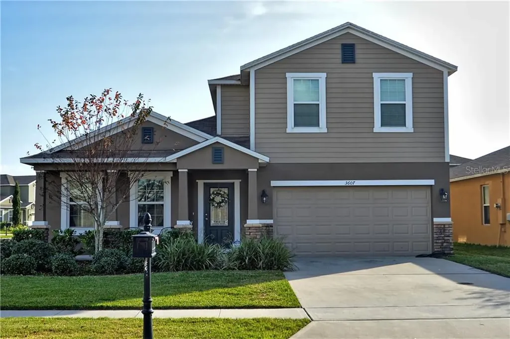 3607 Black Dog Court Tavares FL 32778