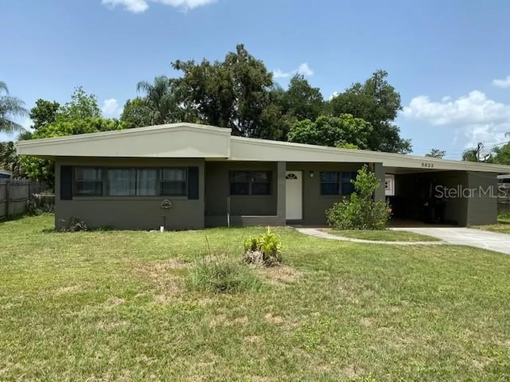 5833 Camellia Drive Orlando FL 32807