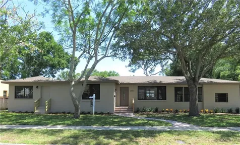 2501 13th Avenue W Bradenton FL 34205