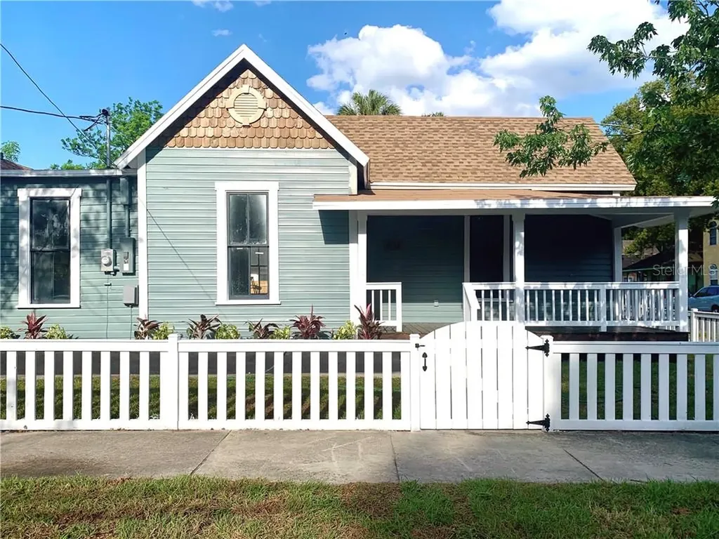402 E Amelia Avenue Tampa FL 33602