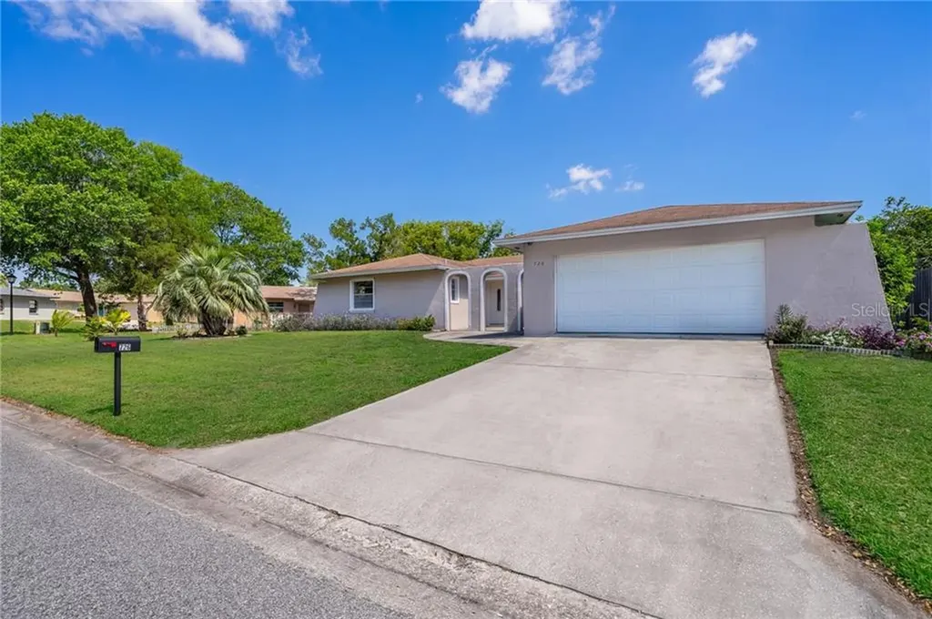 726 Laurel Way Casselberry FL 32707