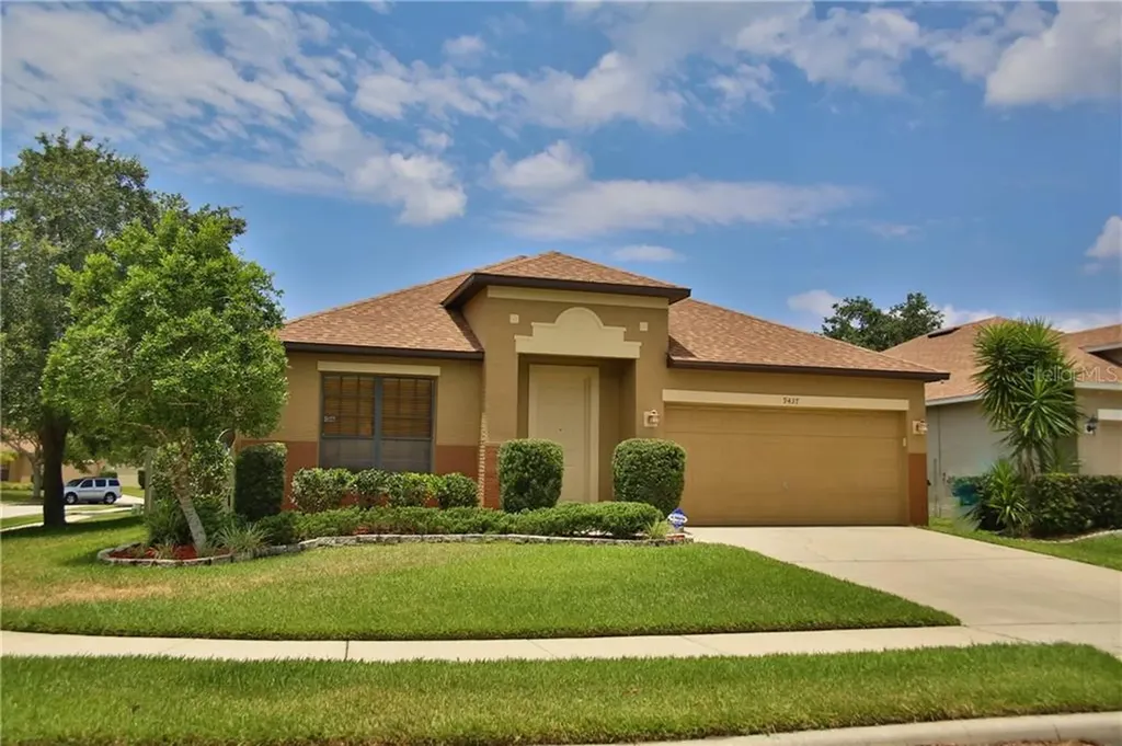 9437 Venezia Plantation Drive Orlando FL 32829