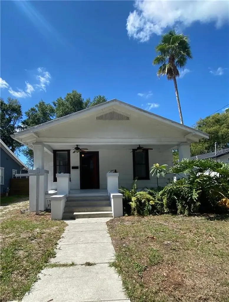 206 W Floribraska Avenue Tampa FL 33603