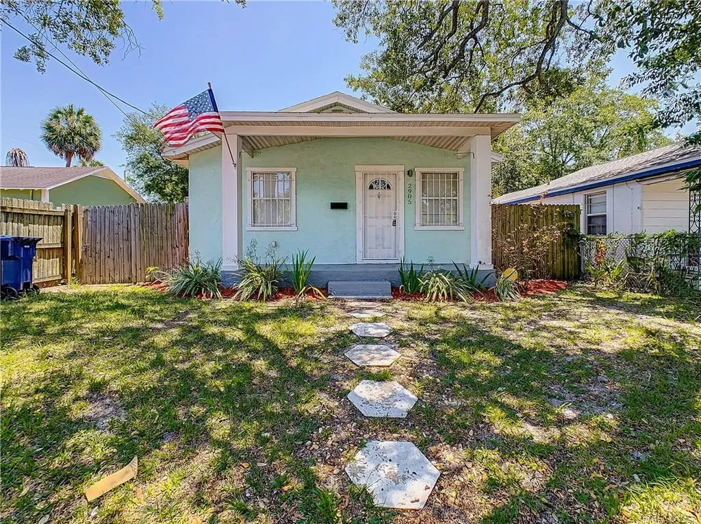 2905 N 20th Street Tampa FL 33605