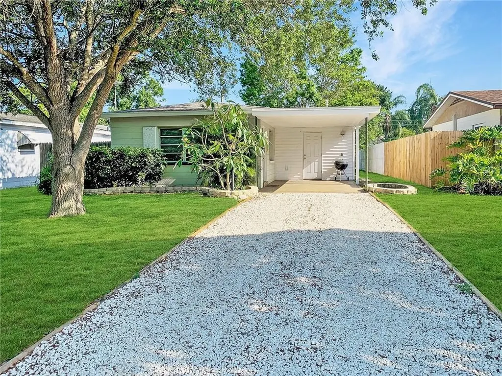 5712 Dartmouth Avenue N St Petersburg FL 33710