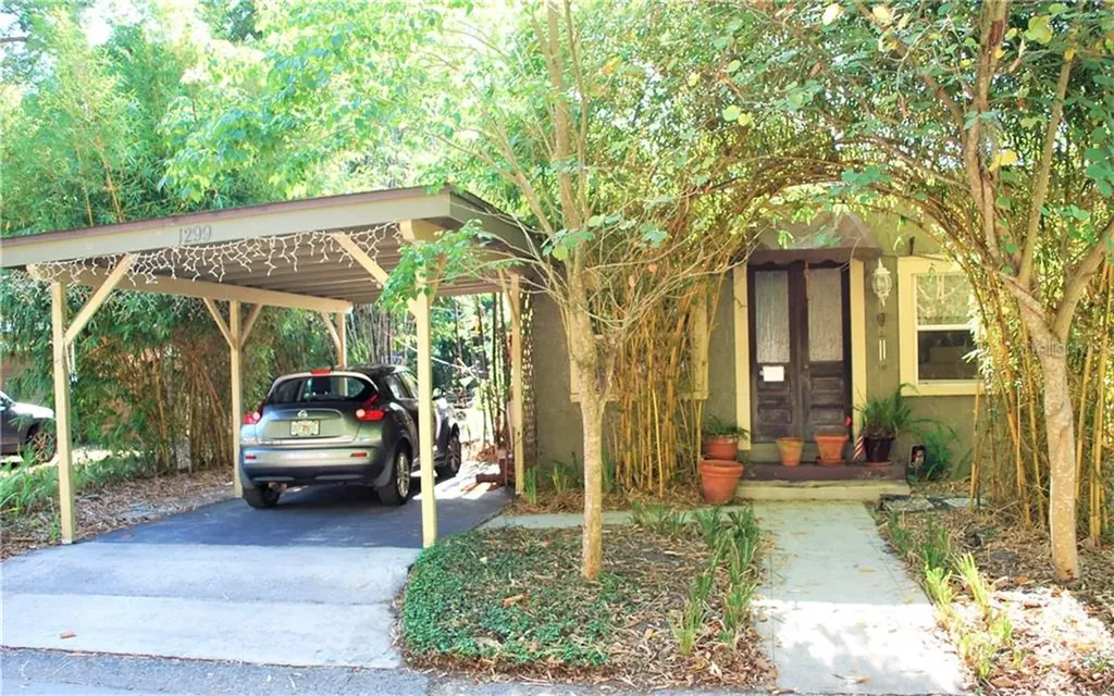 1299 Groveland Avenue Orlando FL 32806