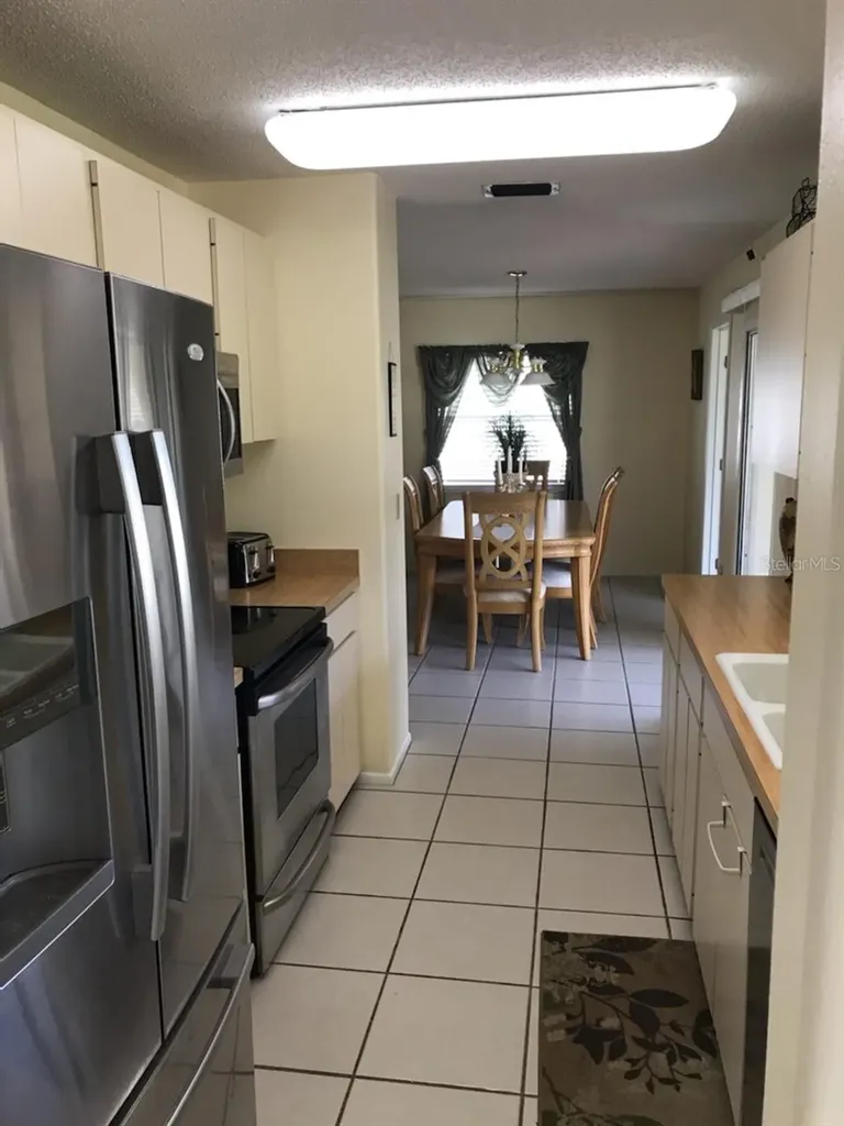 Bradenton FL 34209
