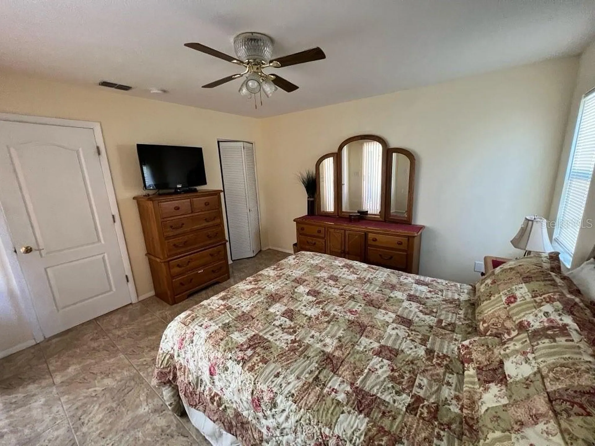Bradenton FL 34209