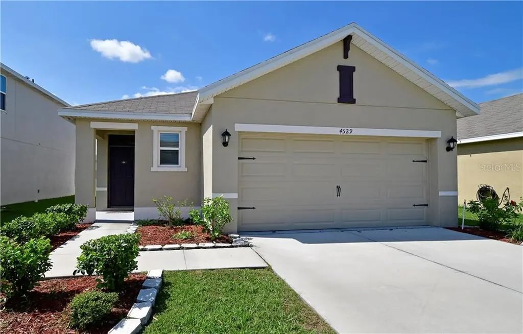 4529 Long Branch Lane Palmetto FL 34221