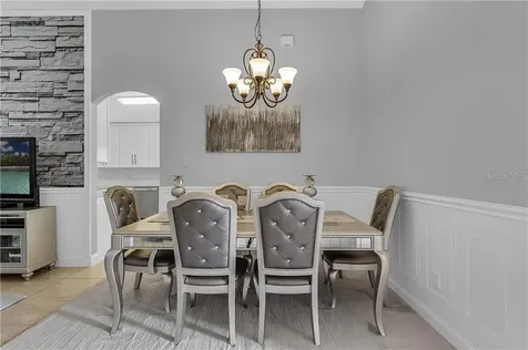 218 Riomena Court Orlando FL 32809