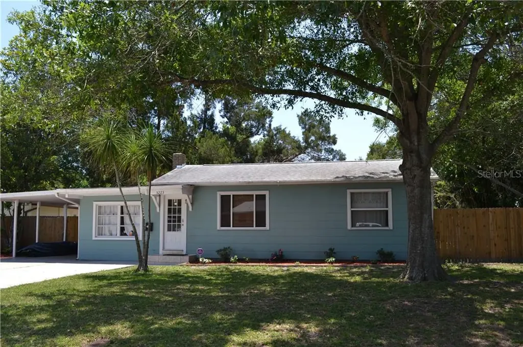 5223 Taylor Street N St Petersburg FL 33714