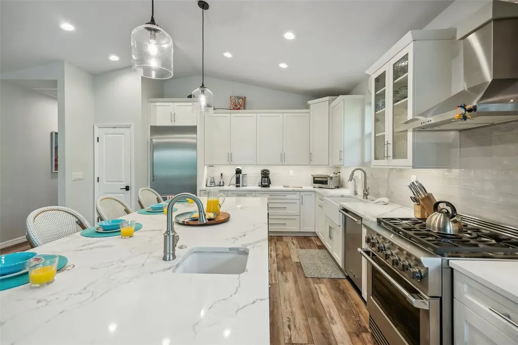 501 Channel Lane Longboat Key FL 34228