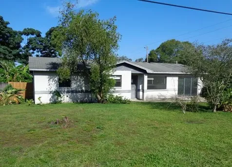 4605 Essex Avenue Lakeland FL 33813