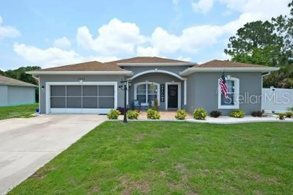 2353 S Chamberlain Boulevard North Port FL 34286