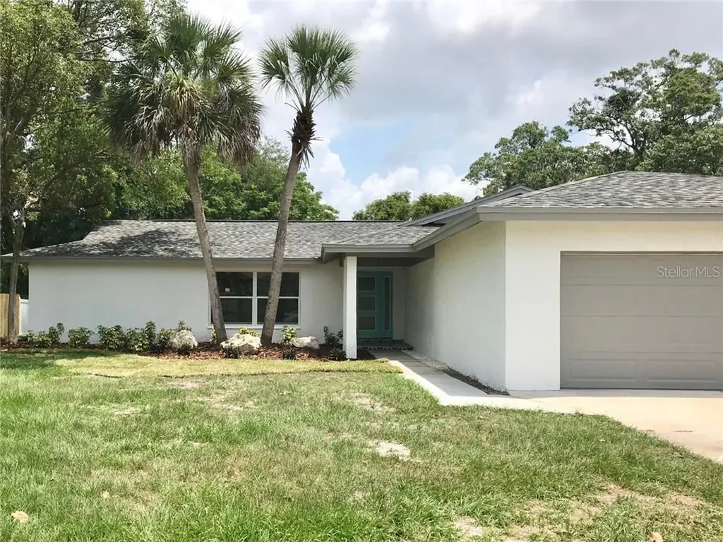 326 N Bay Hills Boulevard Safety Harbor FL 34695