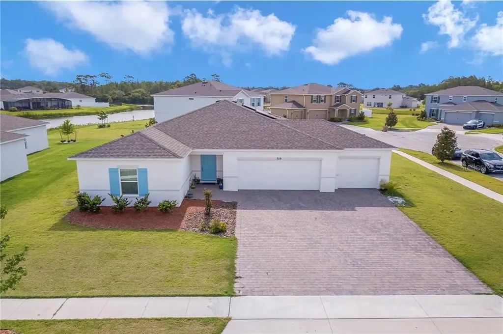 319 Blue Lake Circle Kissimmee FL 34758