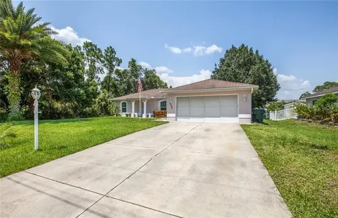 2296 Wurtsmith Lane North Port FL 34286