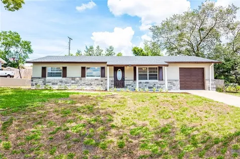 3311 Paris Place Orlando FL 32818