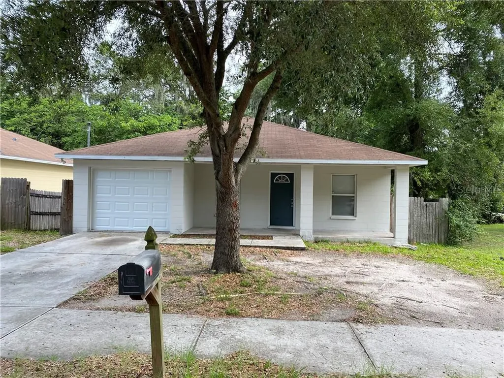3634 E Comanche Avenue Tampa FL 33610