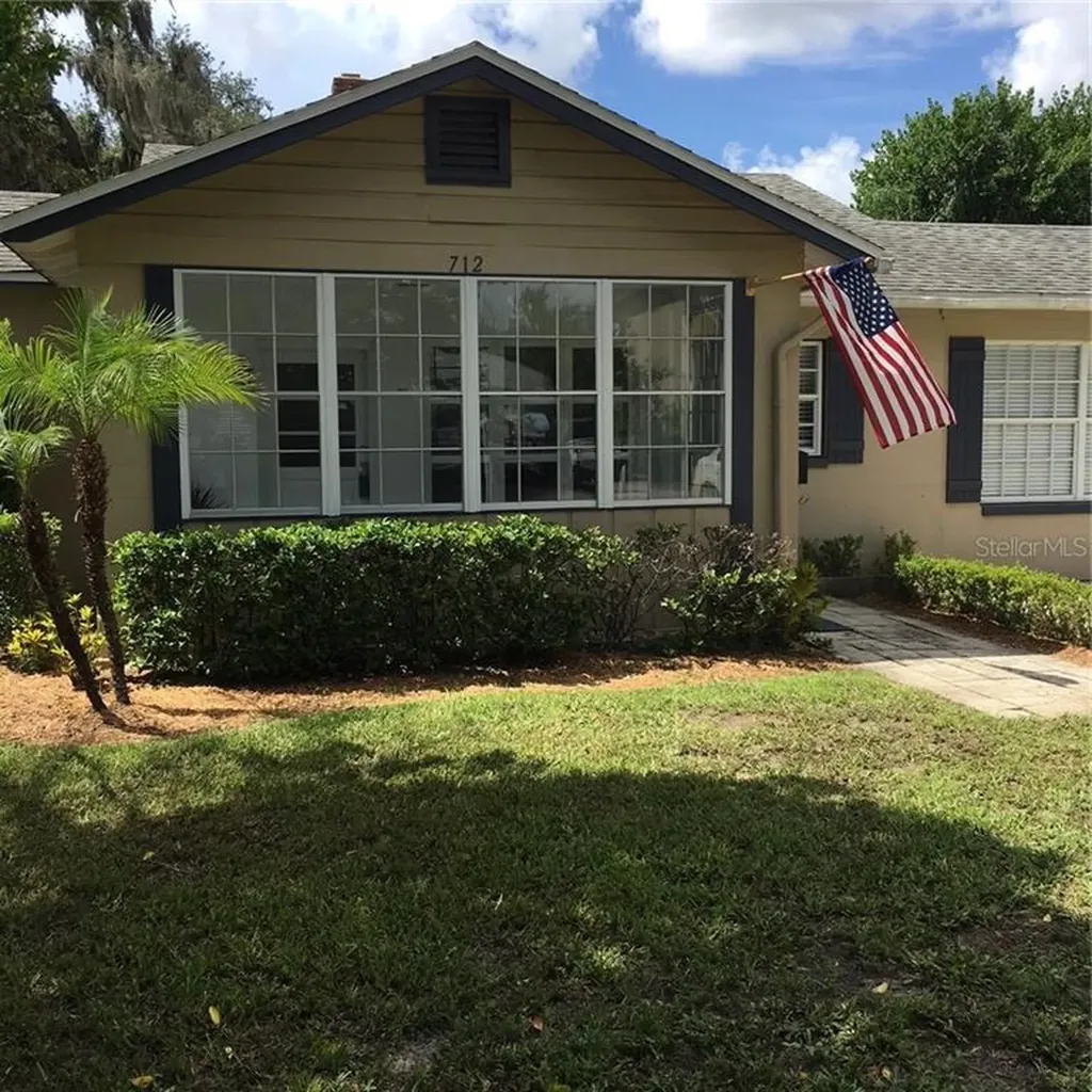 712 Langston Court Orlando FL 32804