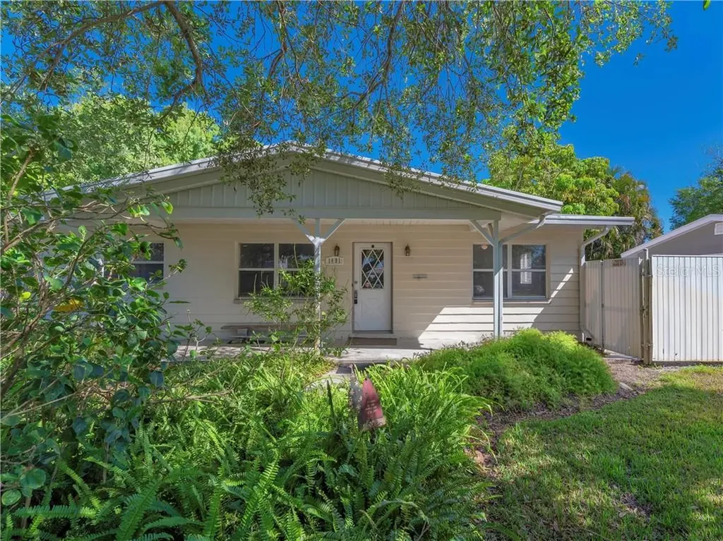 1491 83rd Avenue N St Petersburg FL 33702