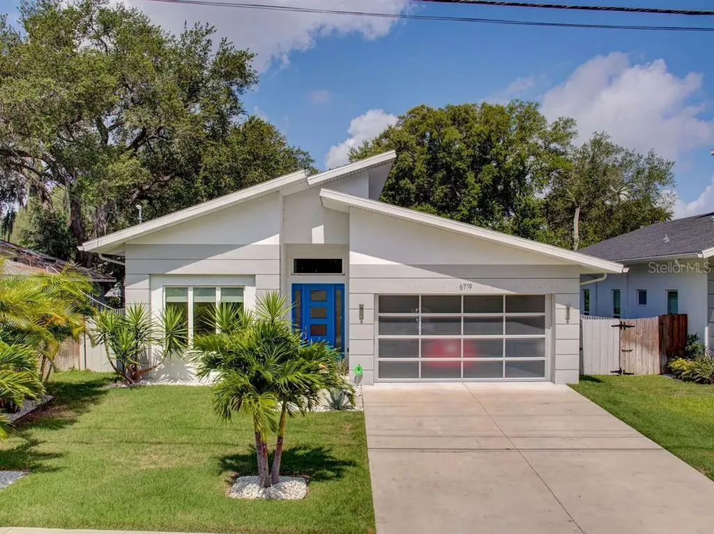 6719 S Dauphin Avenue Tampa FL 33611