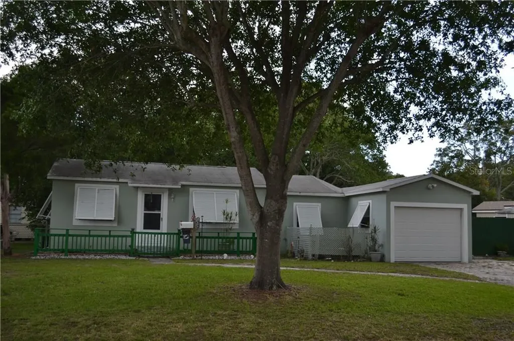 2038 52nd Avenue N St Petersburg FL 33714