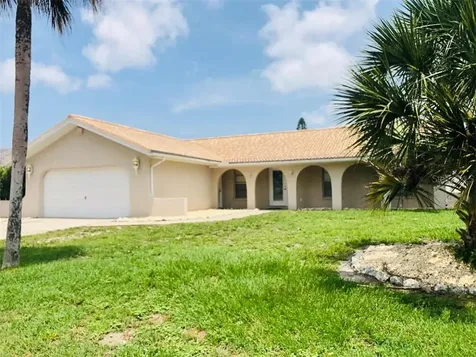 6012 10th Avenue W Bradenton FL 34209
