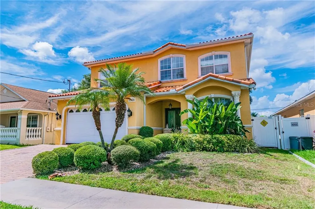 2515 W Kathleen Street Tampa FL 33607