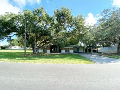 39243 7th Avenue Zephyrhills FL 33542
