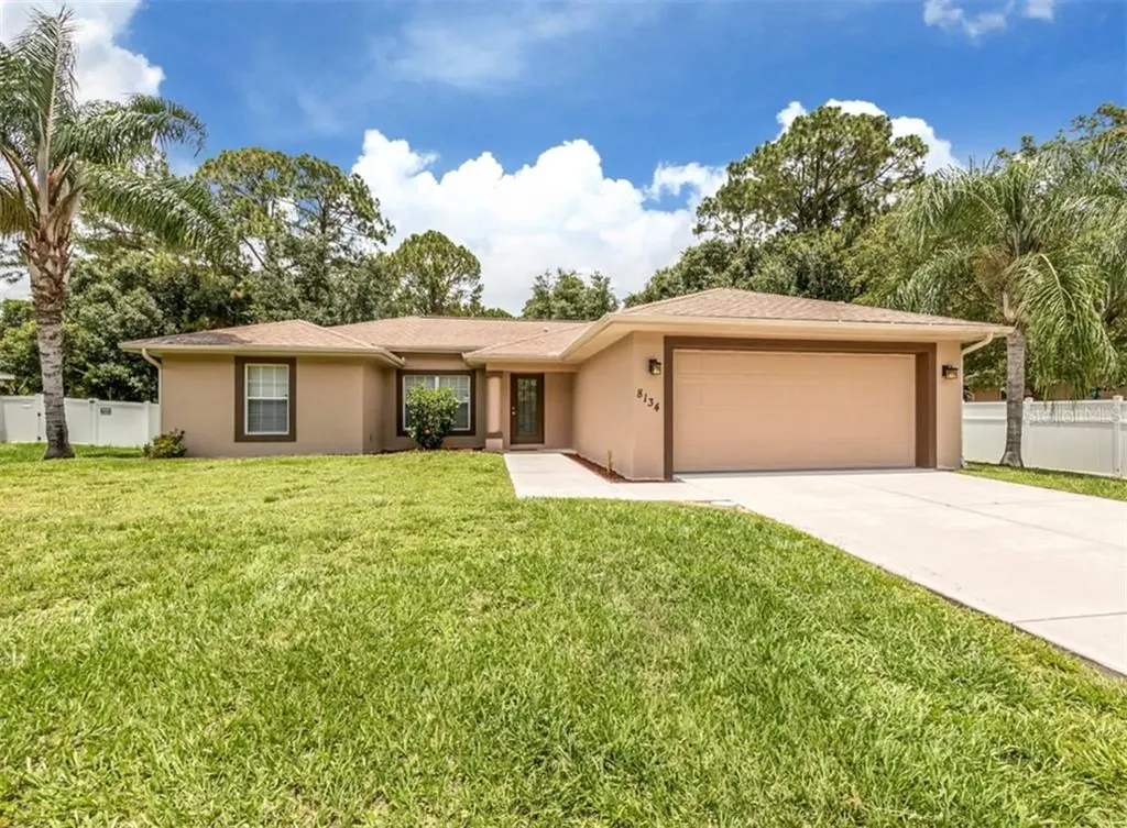8134 Eggelstom Avenue North Port FL 34291
