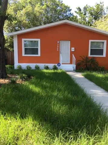 3820 8th Avenue S St Petersburg FL 33711
