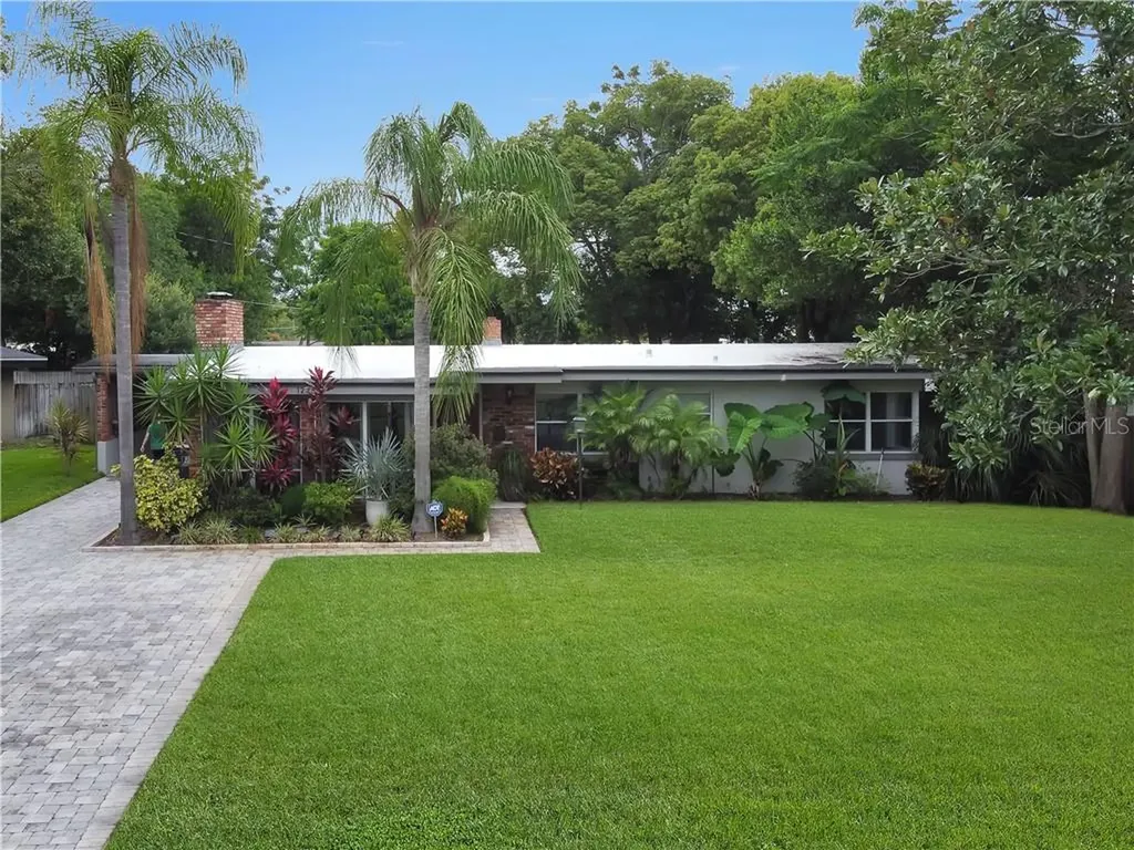 1228 Chelsea Place Orlando FL 32803