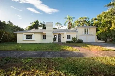 6354 Bahama Shores Drive S St Petersburg FL 33705