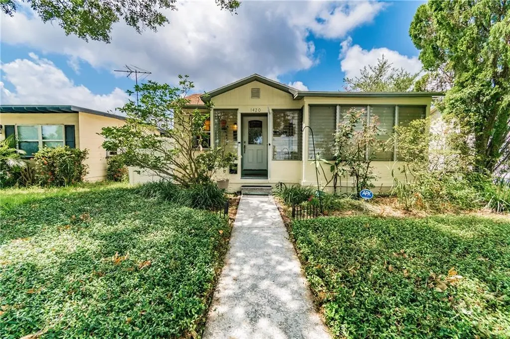 1420 35th Avenue N St Petersburg FL 33704