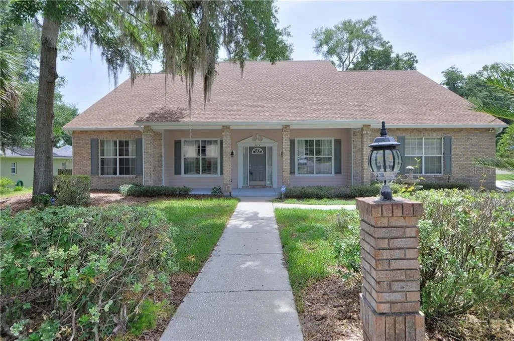 3219 SE 18th Court Ocala FL 34471