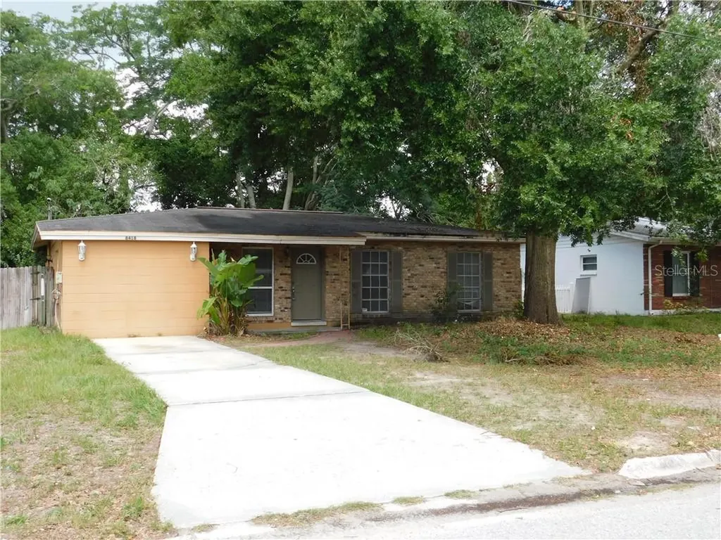 8418 Tupelo Drive Tampa FL 33637