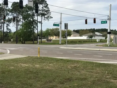 29828 State Road 19 Tavares FL 32778