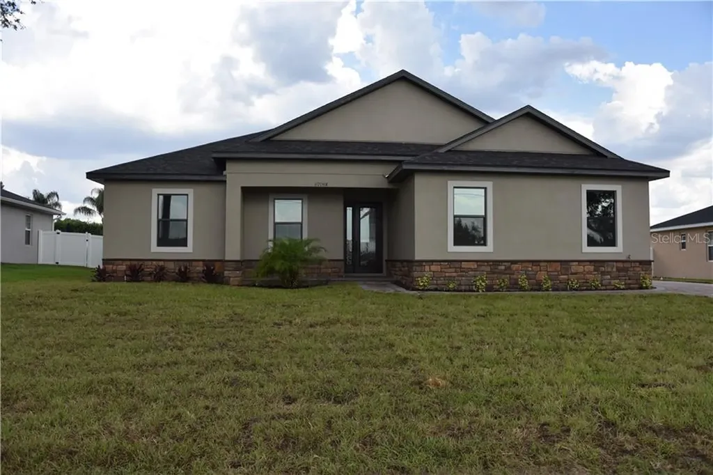 6708 1/2 Winterset Gardens Road Winter Haven FL 33884