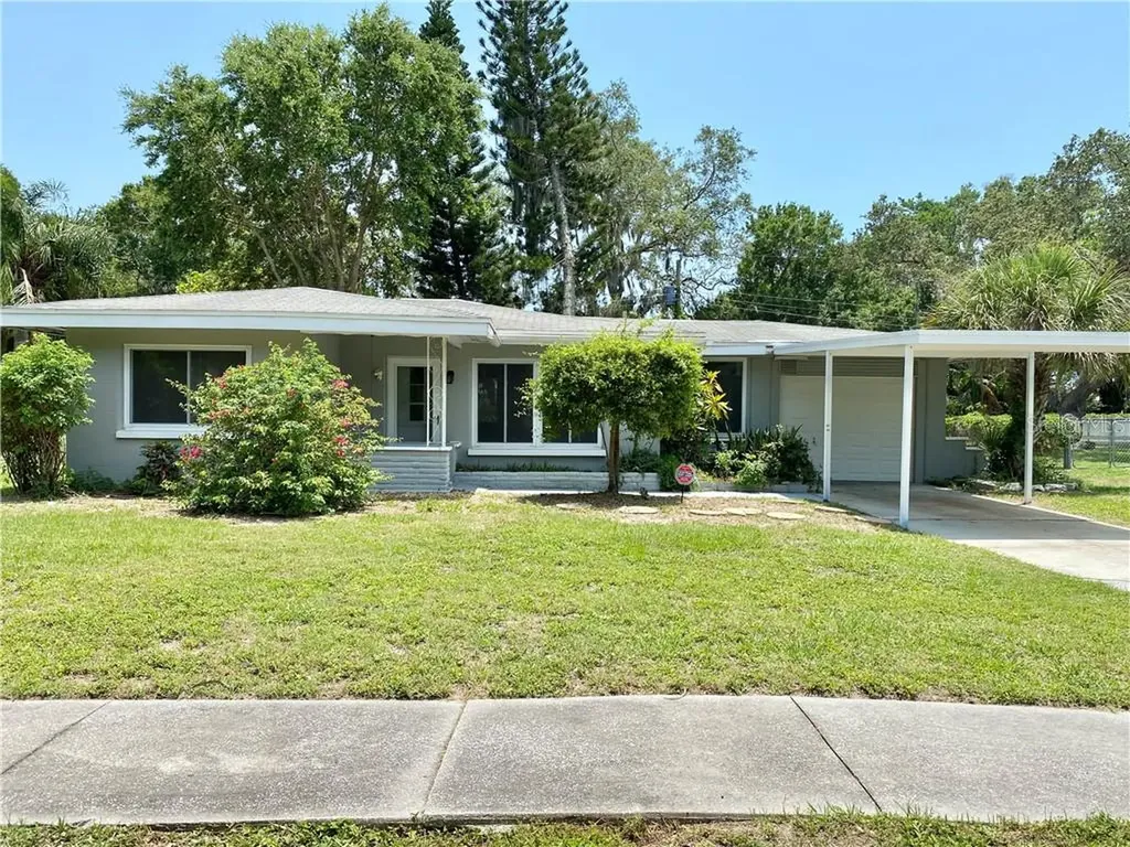 2030 Oak Terrace Sarasota FL 34231