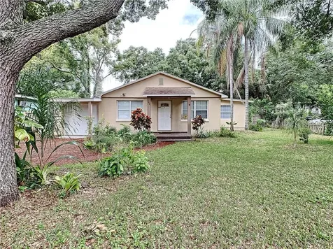 1944 Macomber Avenue Clearwater FL 33755