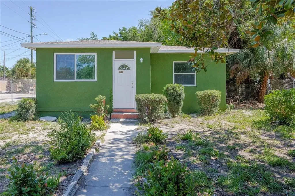 2220 14th Avenue S St Petersburg FL 33712